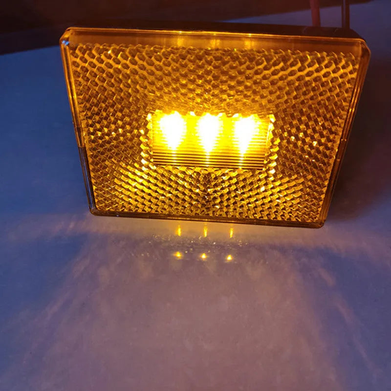 Red LED trailer side clearance light with transparent PC lens and 19cm wire.