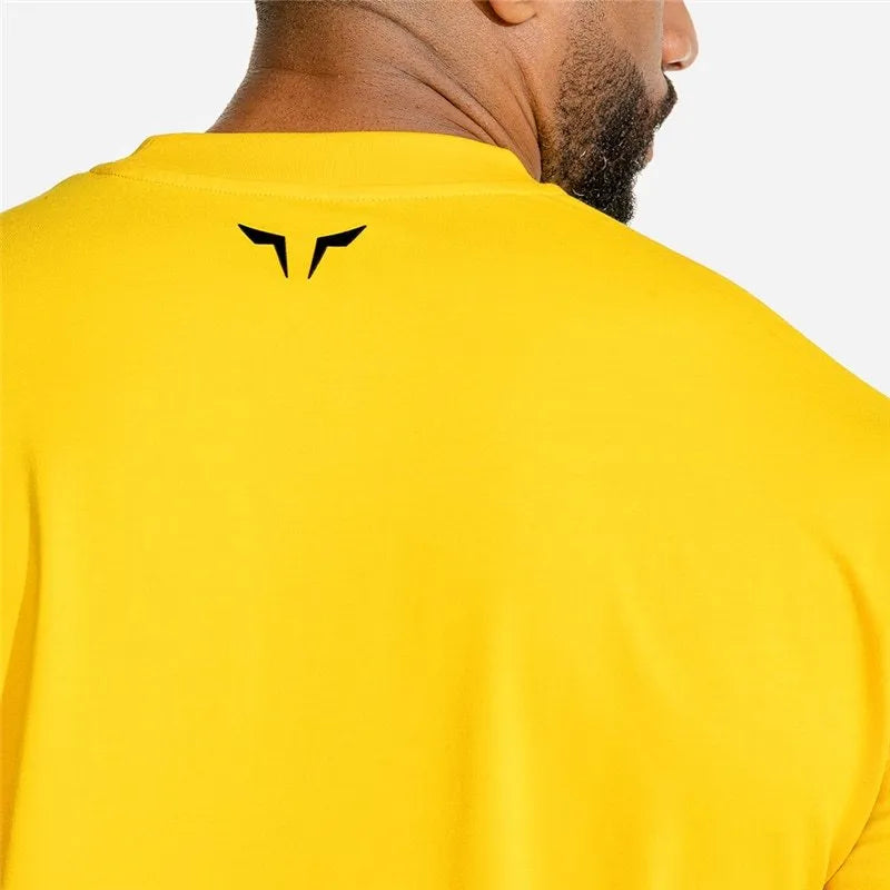 Men's cotton running training top in black, white, or yellow, 95% cotton, sizes M to XXXL
