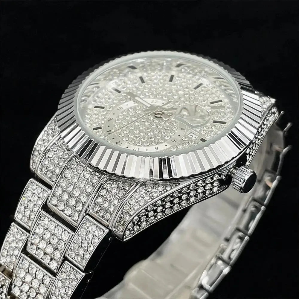 Men's quartz watch with 42mm silver diamond dial, gold plated strap and butterfly clasp