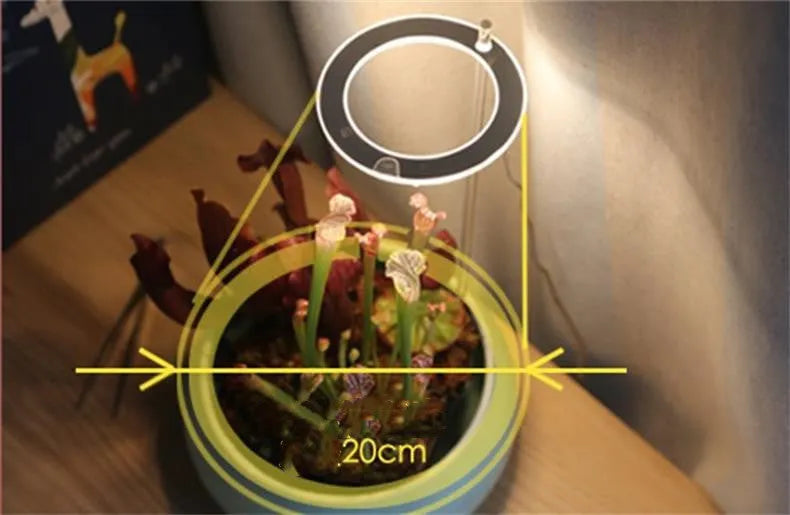 USB LED grow light with transparent housing and yellow light on 25cm acrylic stick