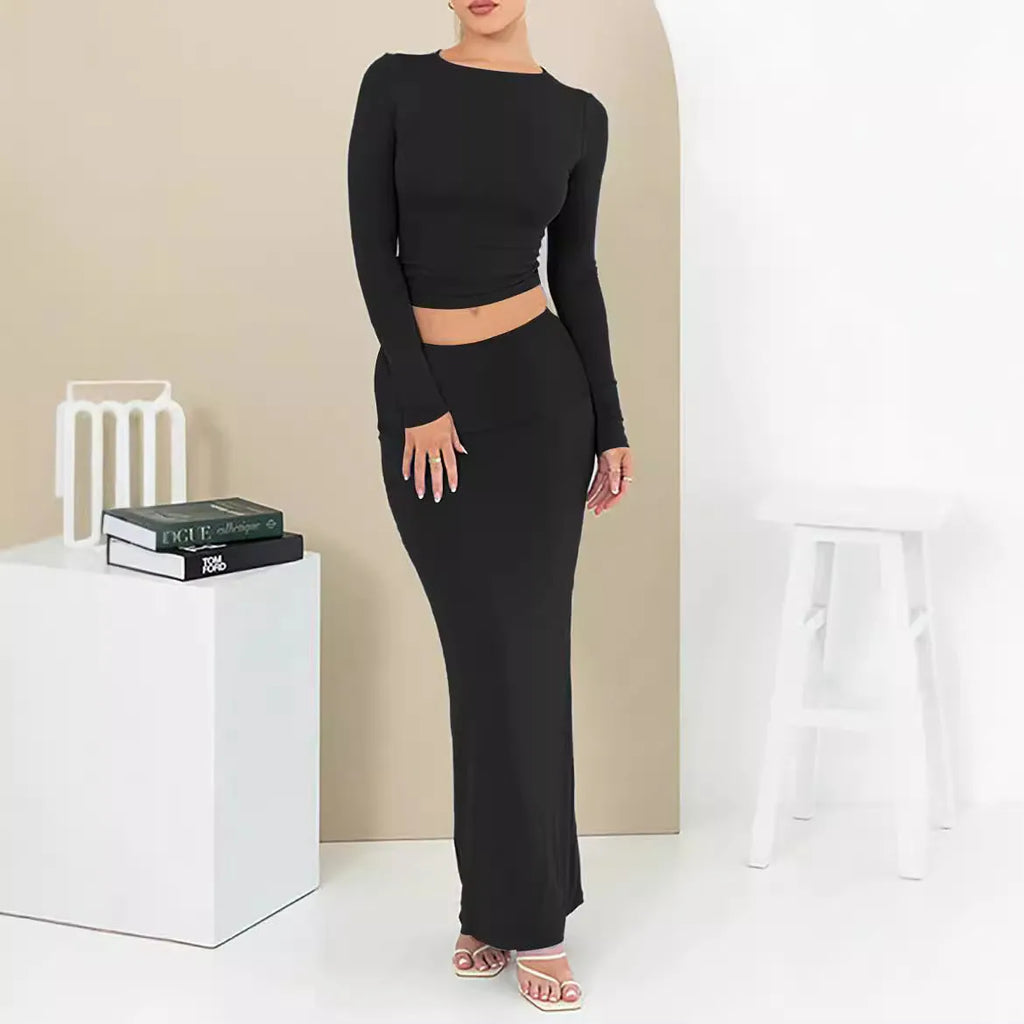 Women's slim fit autumn two-piece suit with three-quarter sleeves and long skirt