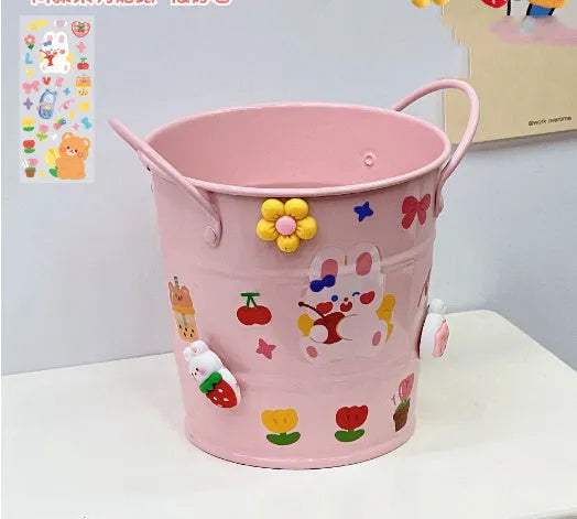 Round creative iron art metal pen holder in pink, green, red, white, and yellow colour options.