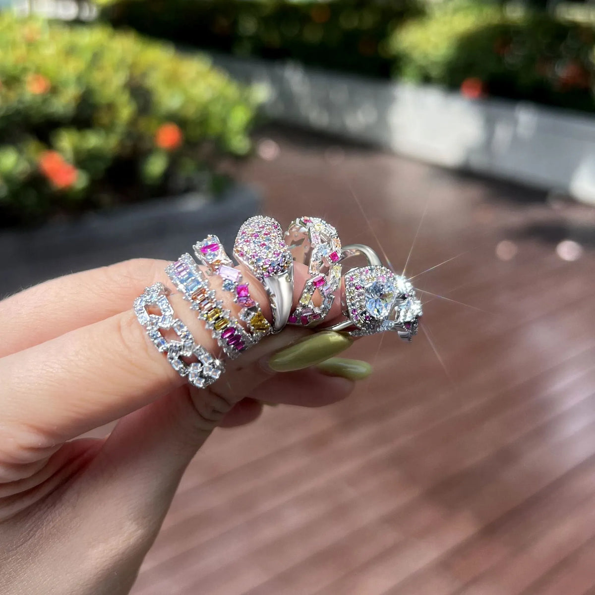 S925 sterling silver ring with colour zircon, geometric round shape, adjustable open band, sizes 5 to 9
