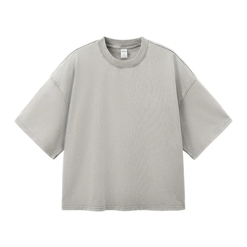 Men's vintage washed cotton t-shirt in loose fit with drop-shoulder sleeves