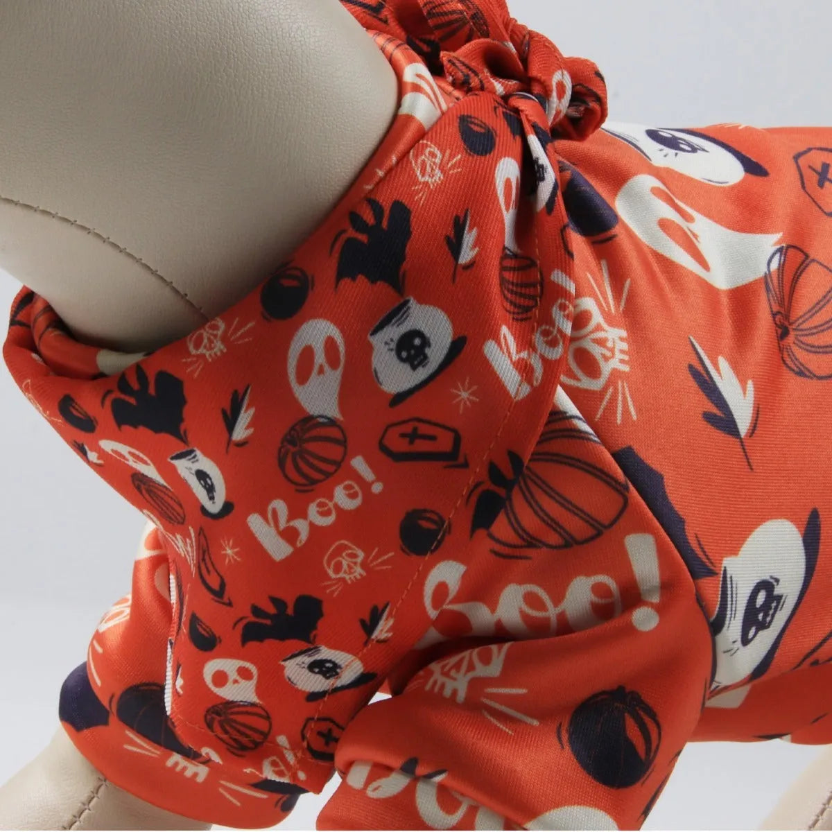 Wansheng fleece-lined dog jumper with triangle scarf in various colours and sizes