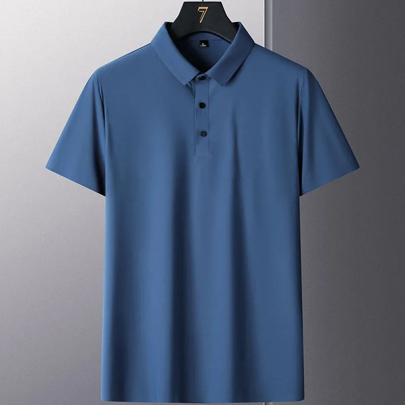 Non-ironing solid colour men's short sleeve business casual shirt on a hanger.