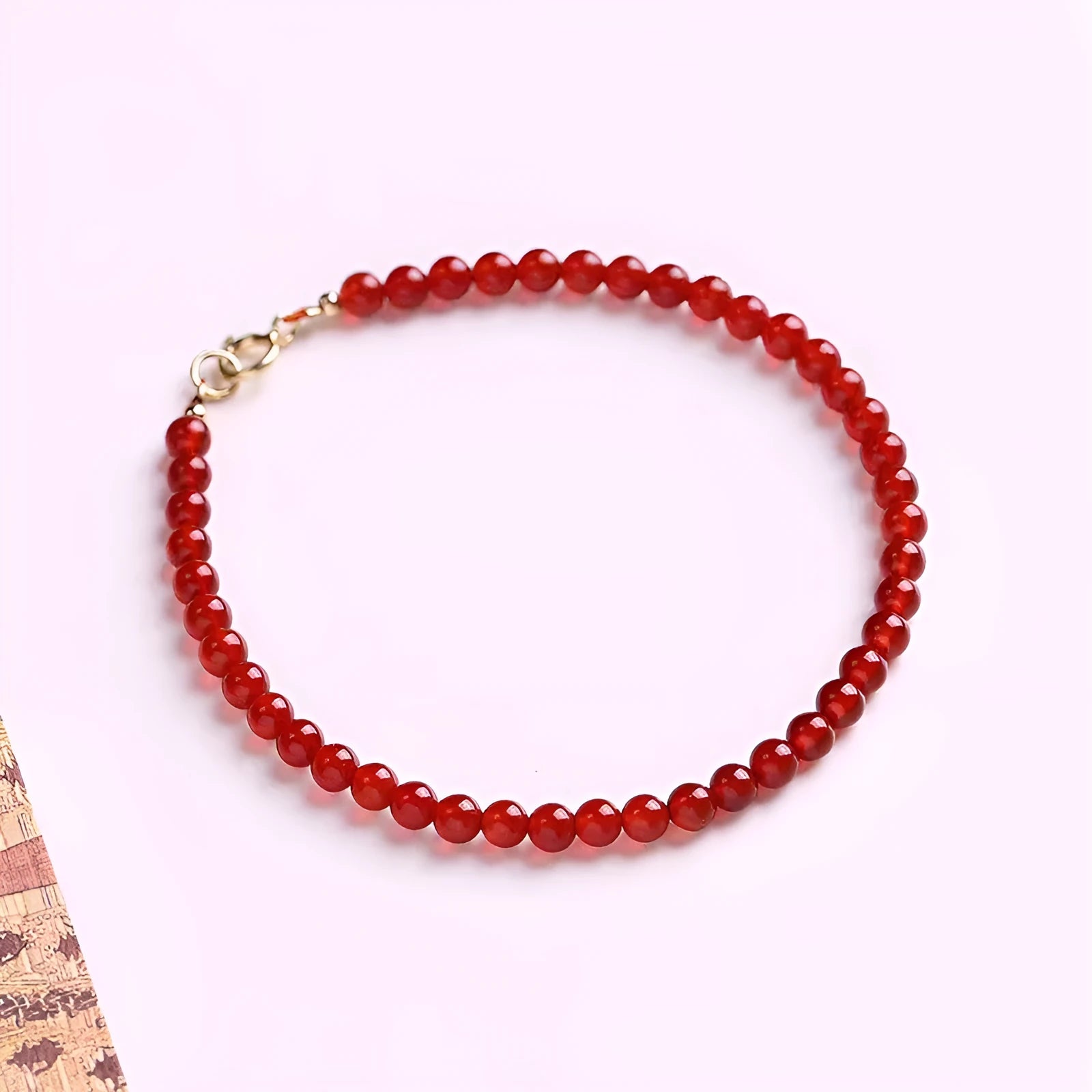 Ultra-thin red agate women's bracelet for travel commemoration gifts.