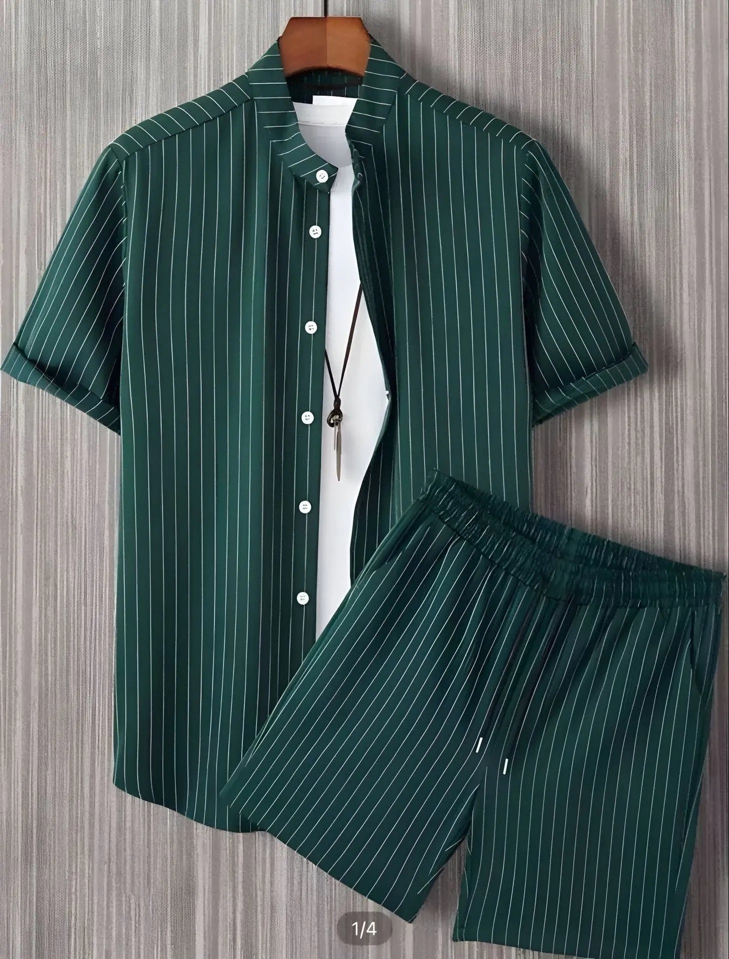 Men's beach shirt suit with short sleeves and matching shorts in polyester fabric