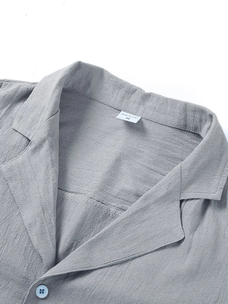 Men's short sleeve button down shirt in linenCotton, solid colour, loose fit, available in multiple colours