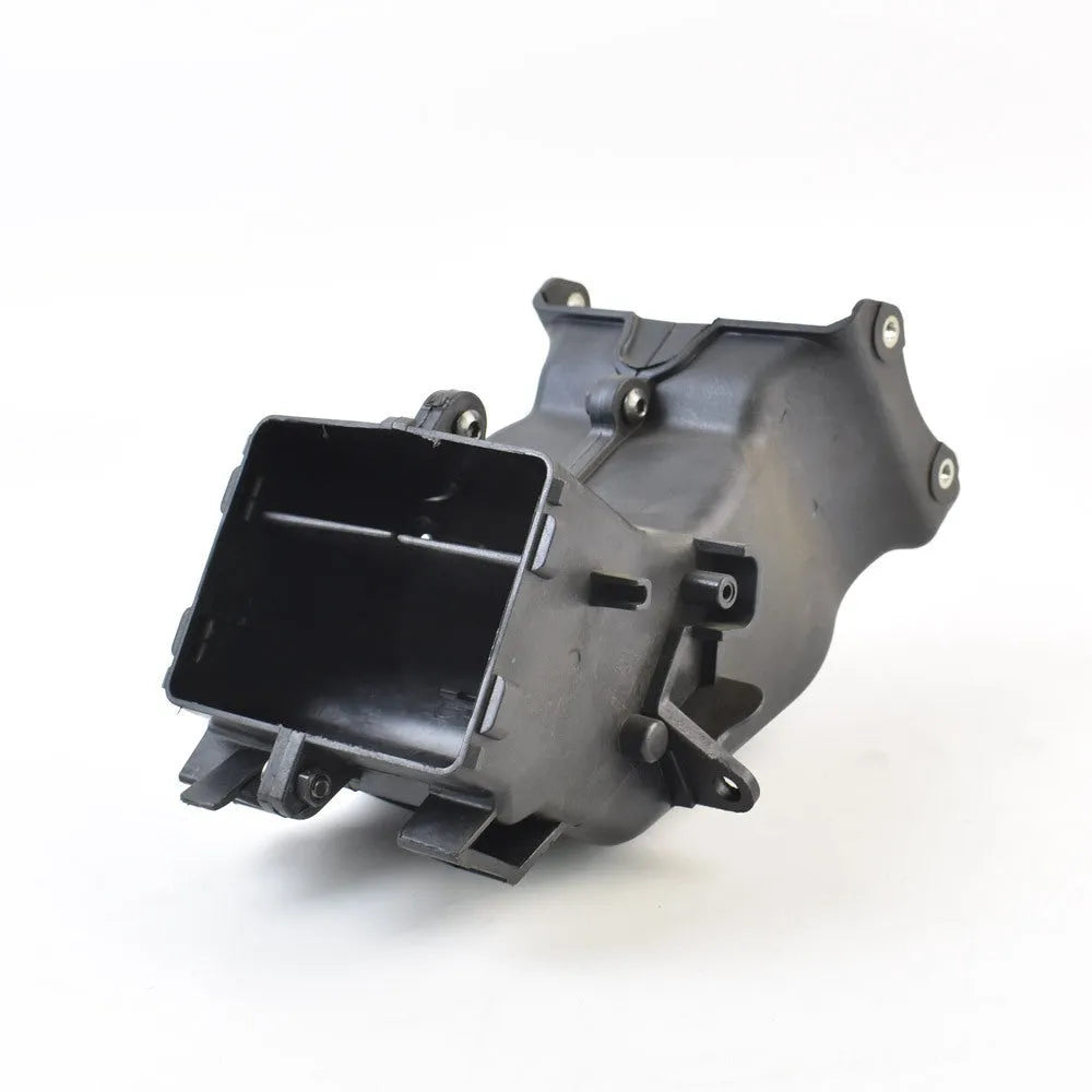 Black polymer ventilation pipe for Yamaha motorcycle intake, dimensions 280mm by 170mm by 160mm
