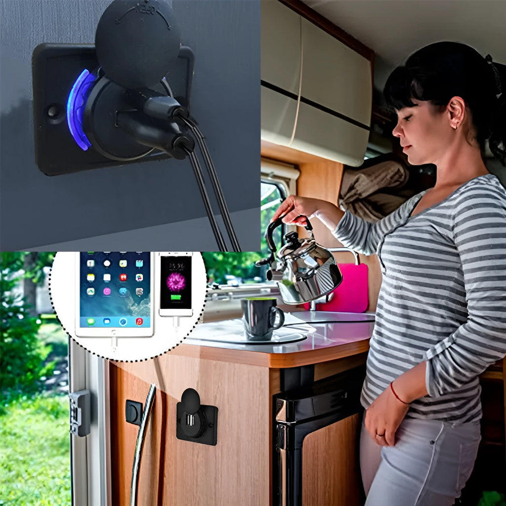 Black 12V dual USB car charger with 3.1A output for vehicle installation