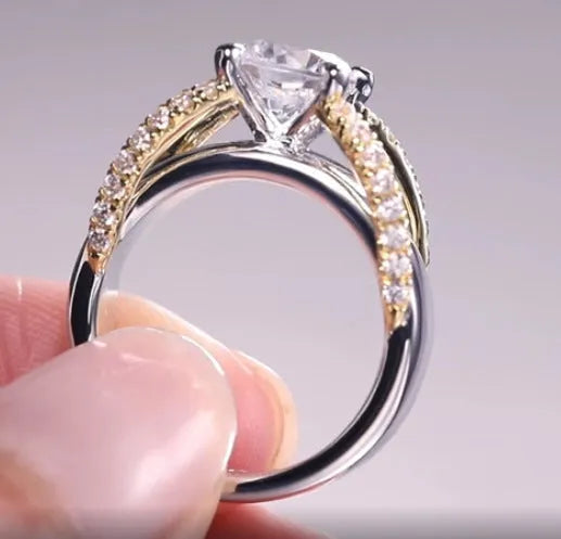 Geometric two-tone brass ring with white steel finish for women