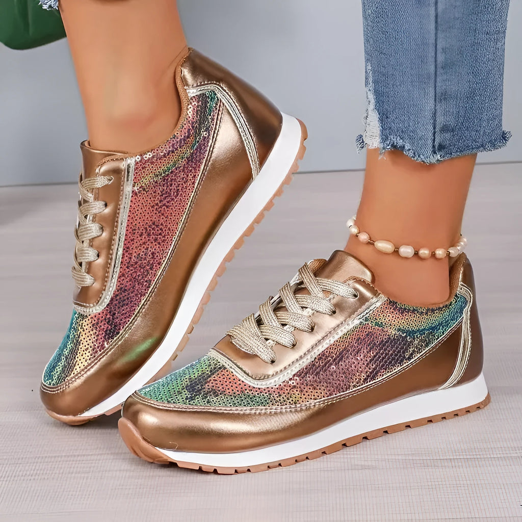 Women's black thick-soled casual sneaker with square toe and PU leather upper.