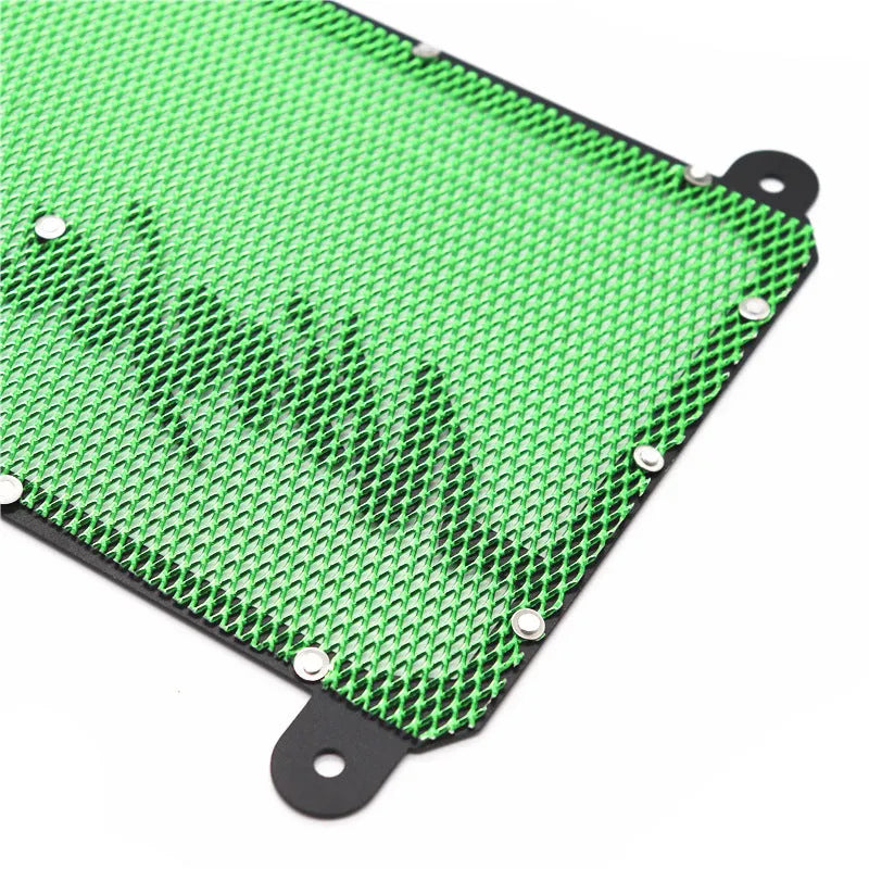 Kawasaki Z400 Ninja 400 motorcycle water tank protective mesh cover in black