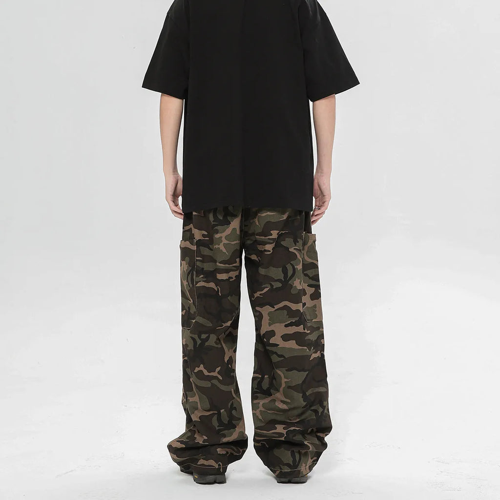 Camouflage cotton cargo pants, straight leg, mid waist, adjustable leg shaping, sizes S to XXL