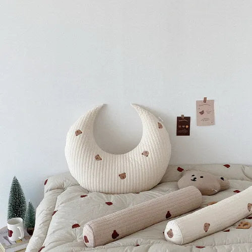 Anti-mite pure cotton baby nursing U-shape pillow in bear pattern, 56x65cm size