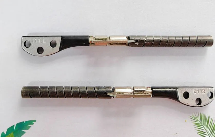A1286 laptop screen shaft pair for MacBook Pro 15-inch hinge repair.