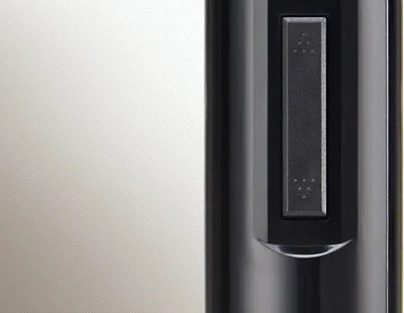 JW electric wine bottle opener in black, battery-powered corkscrew, item JW-05-01, for wine bottles and gifts.