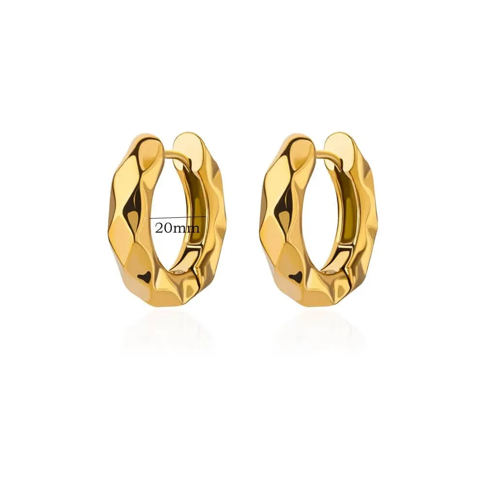 Women's geometric butterfly earrings with diamond treatment in copper with heart and star shapes