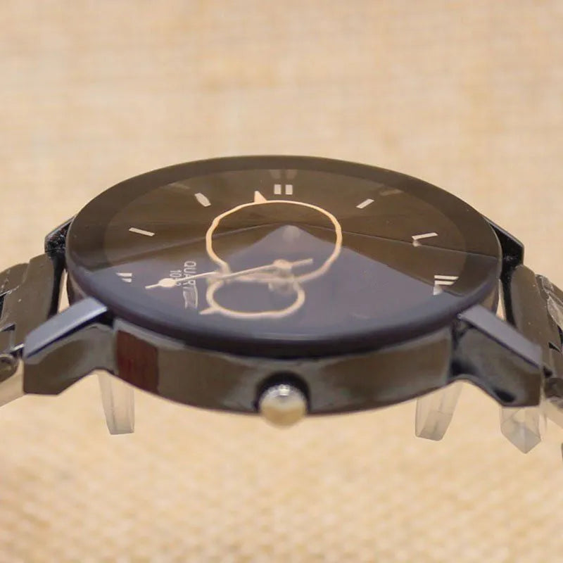 Black steel strap quartz analogue watch with metal case and glass mirror for men and women
