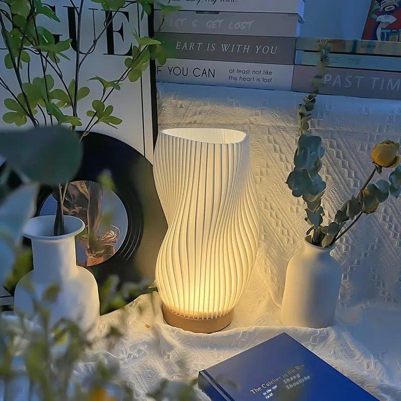 Bamboo curve desk lamp with USB power and touch control in Japanese style