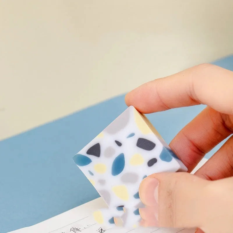 Super Clean Traceless Eraser brick format for students and artists