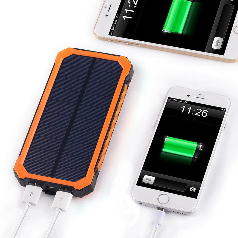 A solar power bank in black, green, orange or yellow, showing solar panel and compact 161x79x17mm size.