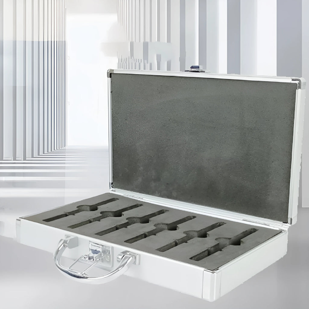 Silver aluminium alloy toolbox with lockable lid, 40x25x15cm