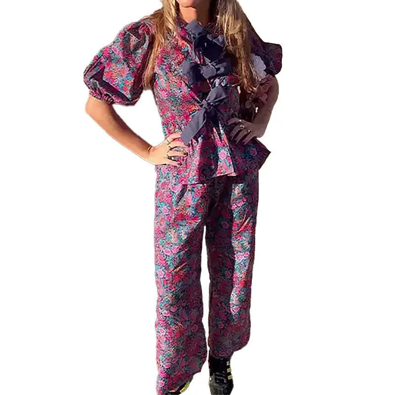 Floral print polyester trousers suit with tie-neck top and puff sleeves in commuting style