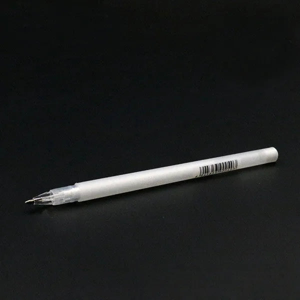 Touchnew black highlight pen with 0.8mm tip for hand painting, showing gold silver white ink options