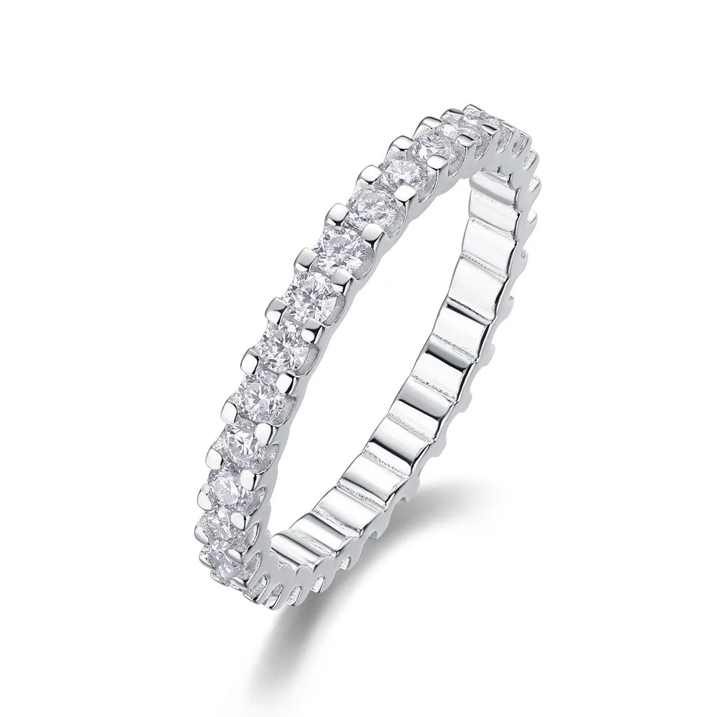 Moissanite wedding ring set in S925 silver with platinum plating on gift box