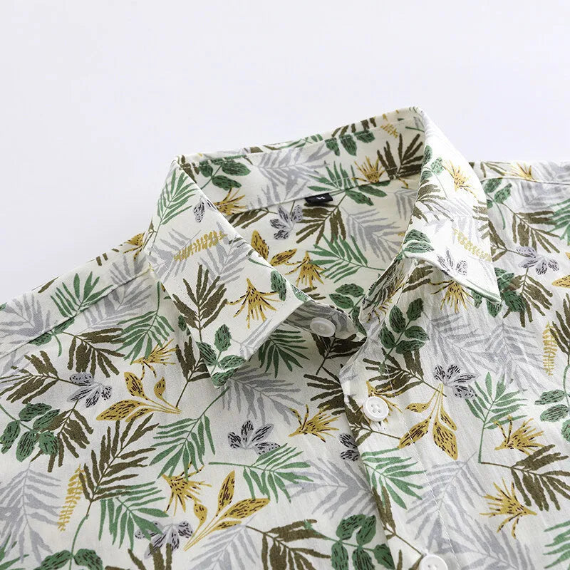 Men's floral print summer shirt with short sleeves and colourful Hawaiian pattern on cotton fabric