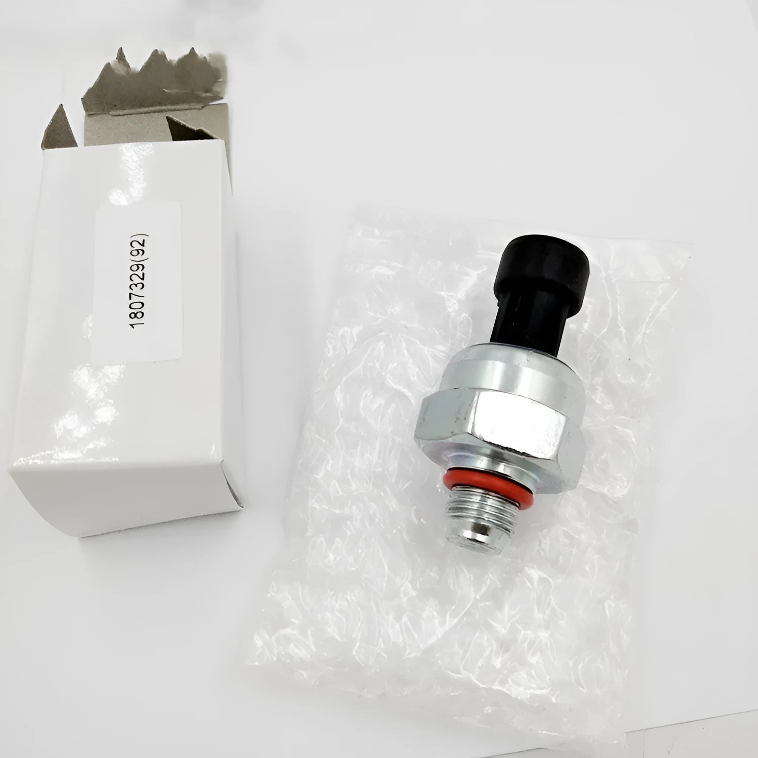 Ford F6TZ-9F838-A black pressure sensor with connecting line for F4 and F6 series engines