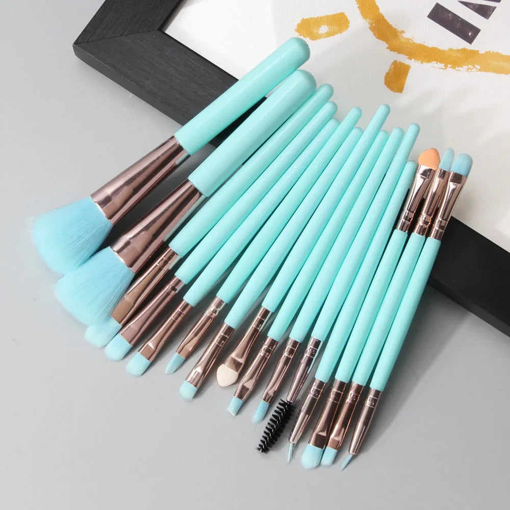 MAANGE 18-piece makeup brush set with fan-shaped tools displayed, showing one of 20 available style options.