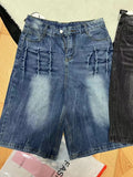 Men's loose fit washed denim shorts in straight-leg retro style
