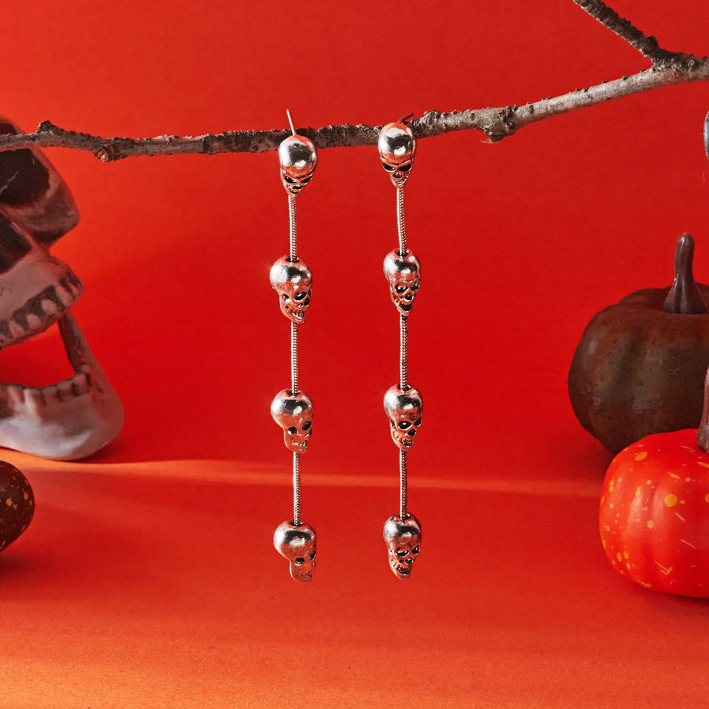 Creative long skull fringe earrings for women in gothic style with pumpkin skull pendant on alloy chain