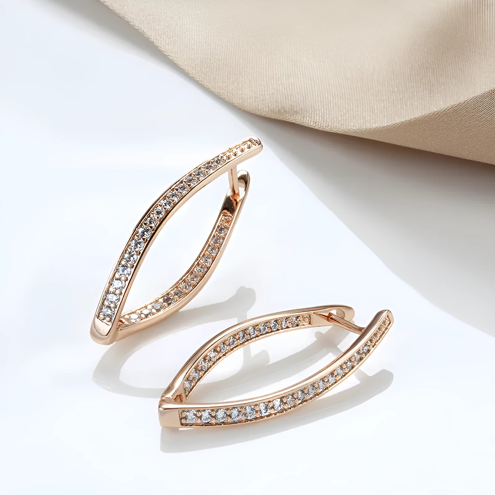 Geometric zircon eardrops earrings with H0493 colour on copper metal, ins-style dangle design