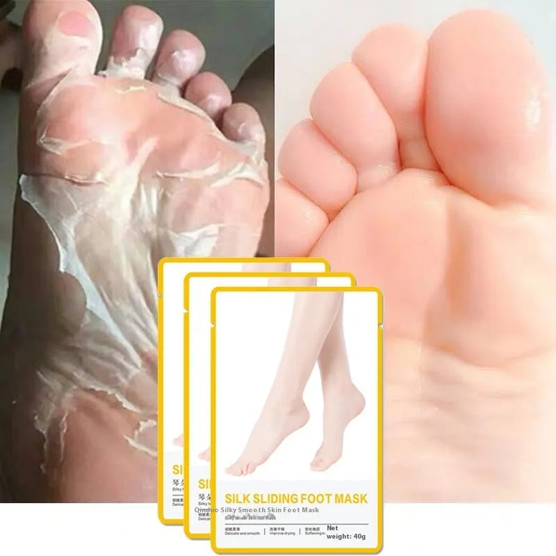 Qinduo foot care exfoliating sheet mask 40g bag with nicotinamide on white background