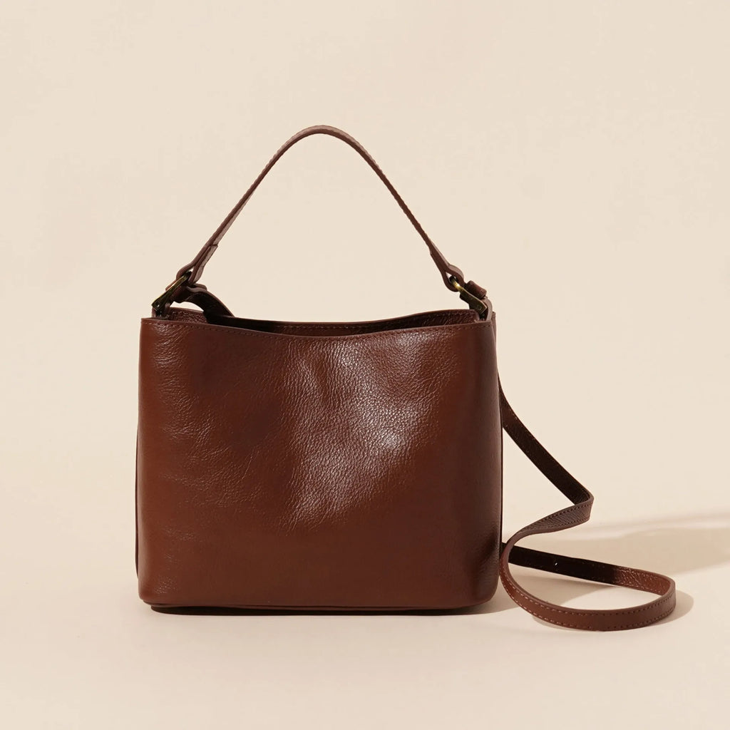 Sugar brown vintage cowhide leather women's shoulder bag with square design and internal compartments
