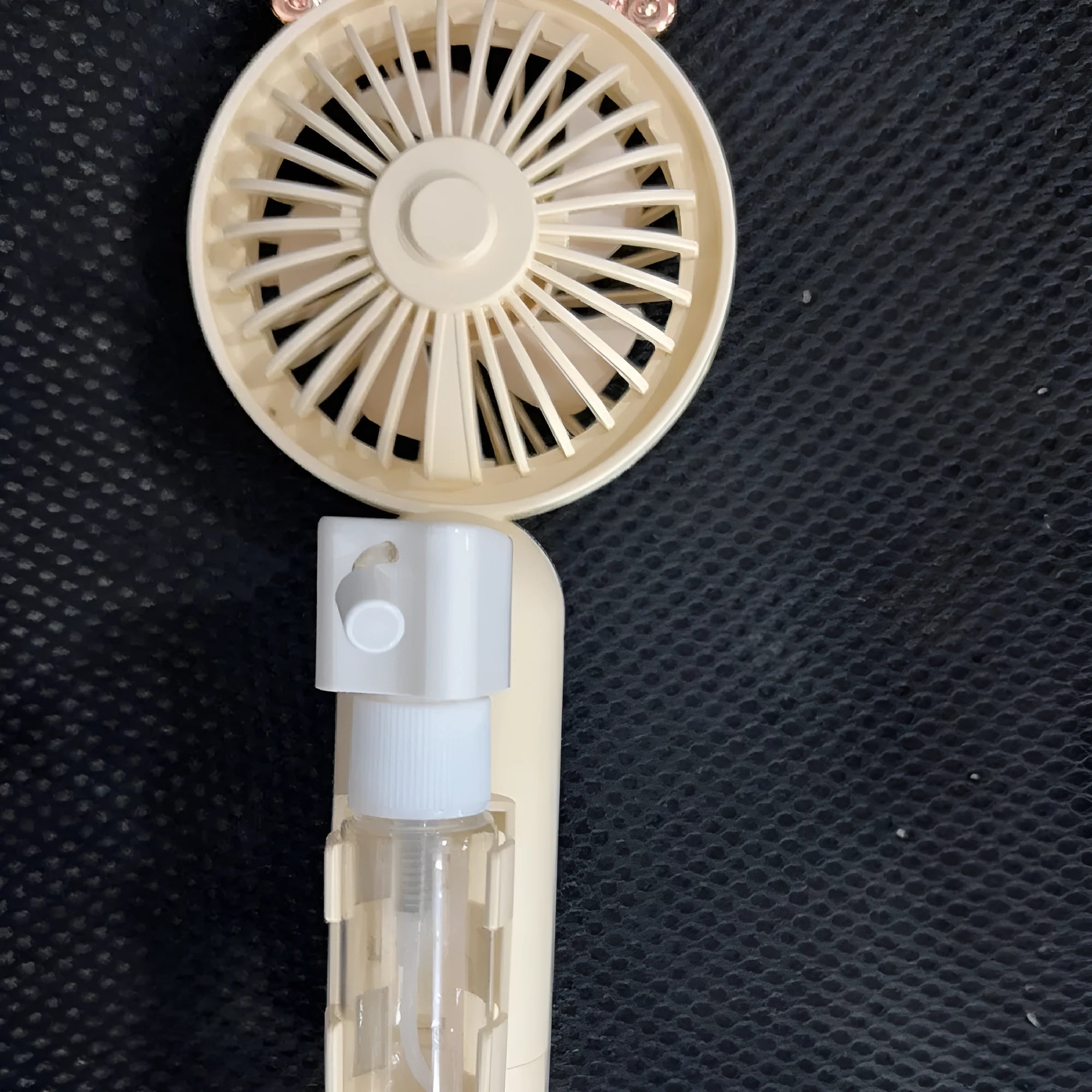 USB-powered plastic nozzle fan in choice of five colours for personal desk cooling