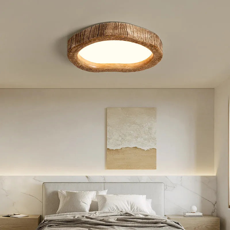 Round wood grain finish ceiling light in new Chinese style for bedroom
