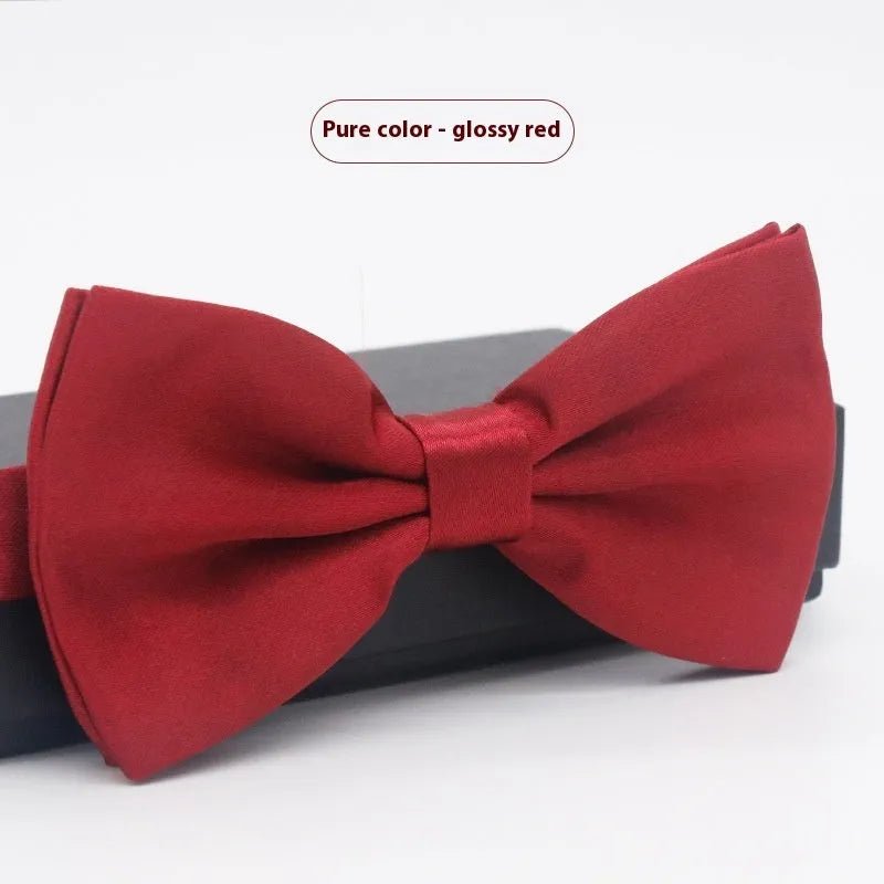 Men's solid colour flat head polyester bow tie on white background
