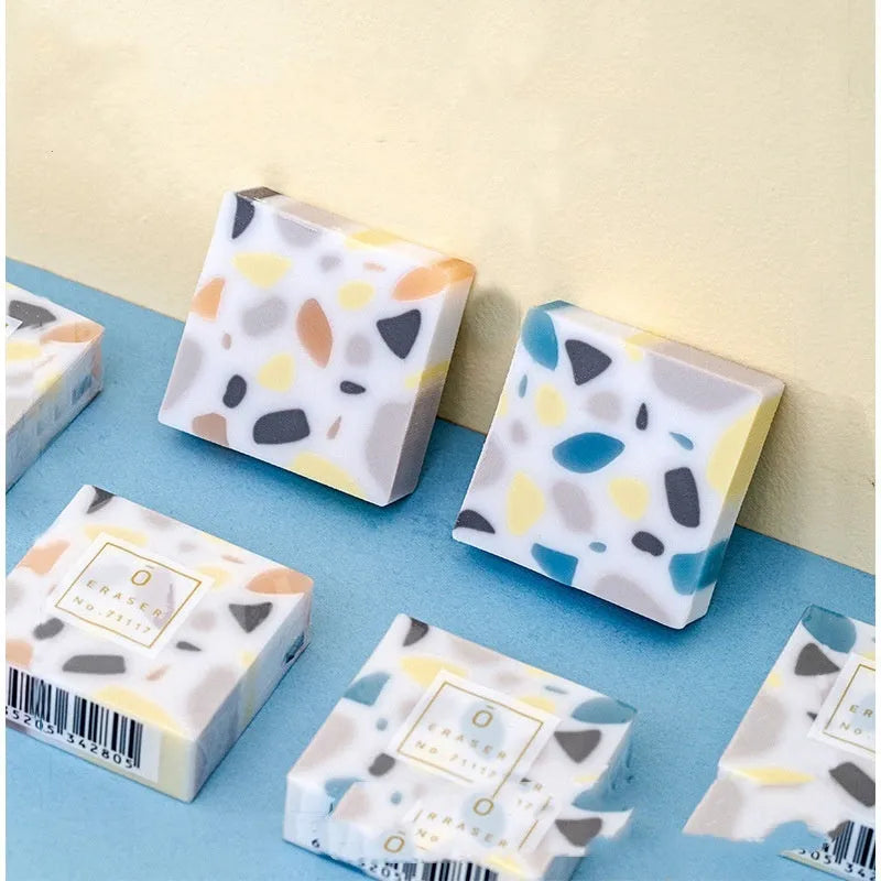 Super Clean Traceless Eraser brick format for students and artists