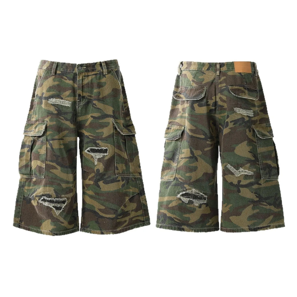 Men's camouflage green cropped denim trousers with straight leg and mid waist