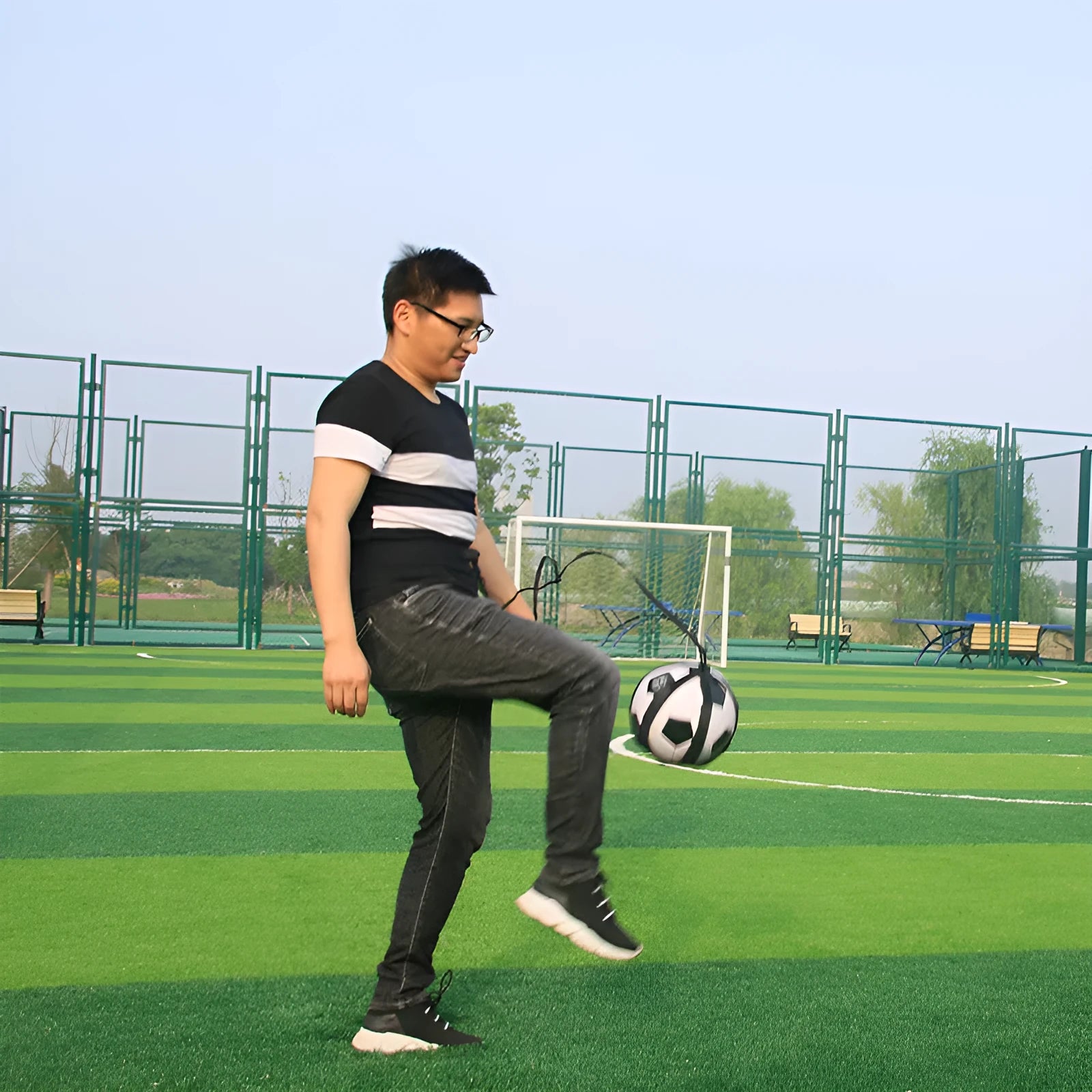 Black football juggling training belt with 2 metre length for solo skills practice