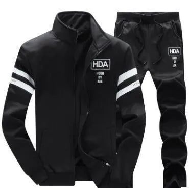 New men's sweatshirt jacket in black cotton-polyester blend pullover style