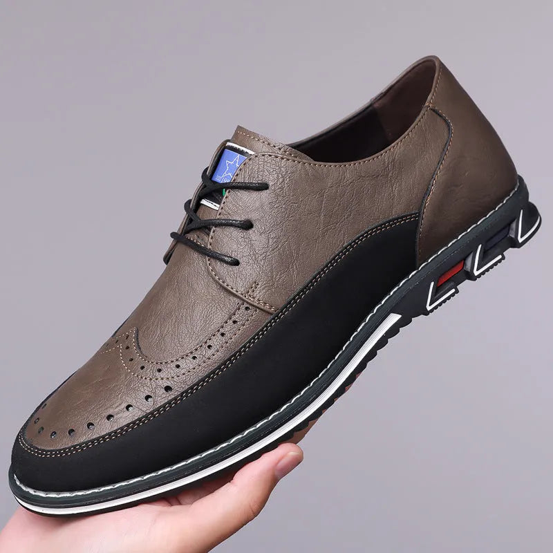 Men's low-top casual leather shoes in black with a leather toe cap, decorative sewing lines, and a rubber sole.