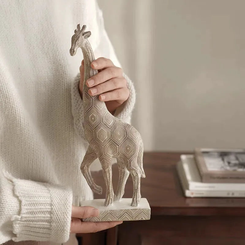 European style wood colour synthetic resin giraffe ornament for shelf display.