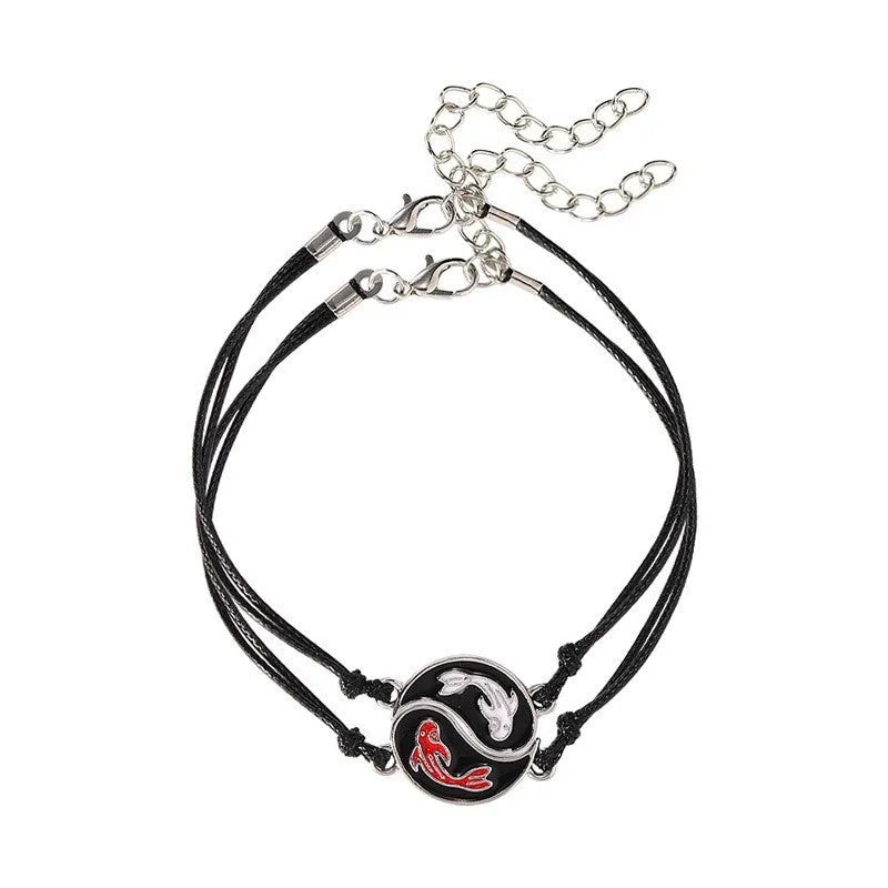 Eight-diagram geometric alloy bracelet with electroplated metallic finish