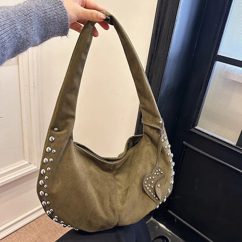 Soft plush underarm casual tote handbag in European and American retro style